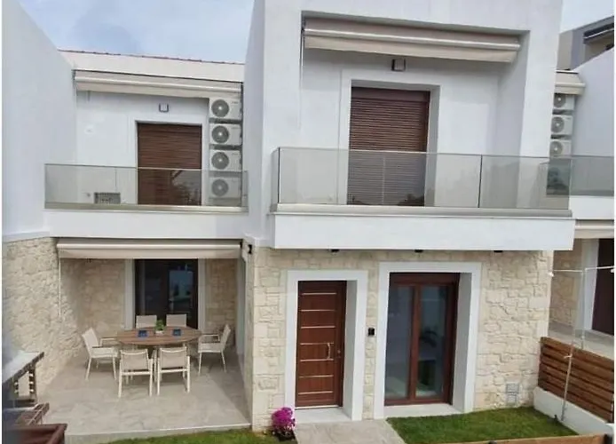 Villa Bobakis